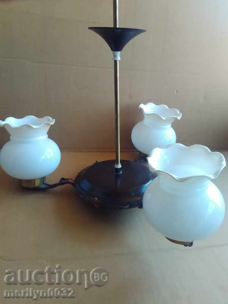 Δημοπρασία Παλιά λάμπα πολυέλαιος, φανάρι, φανός, αμπαζούρ 3 κομμάτια Δημοπρασία Παλιά λάμπα πολυέλαιος, φανάρι, φανός, αμπαζούρ 3 κομμάτια