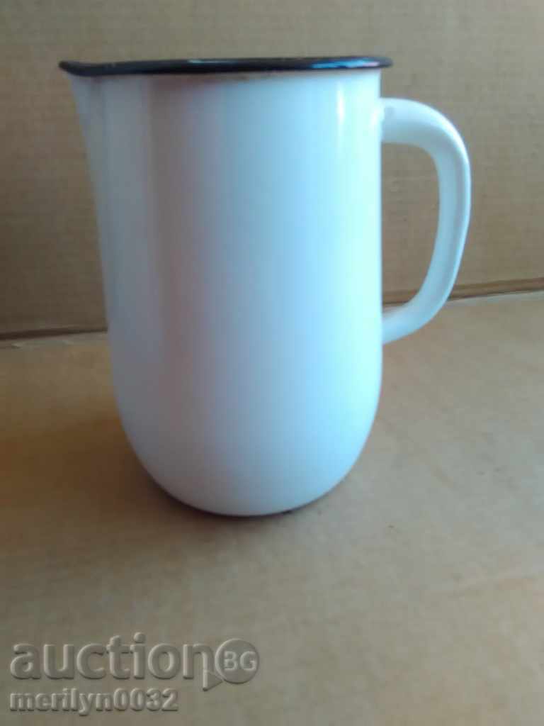 Auction  Enamelled jug kettle with enamel cane cannon