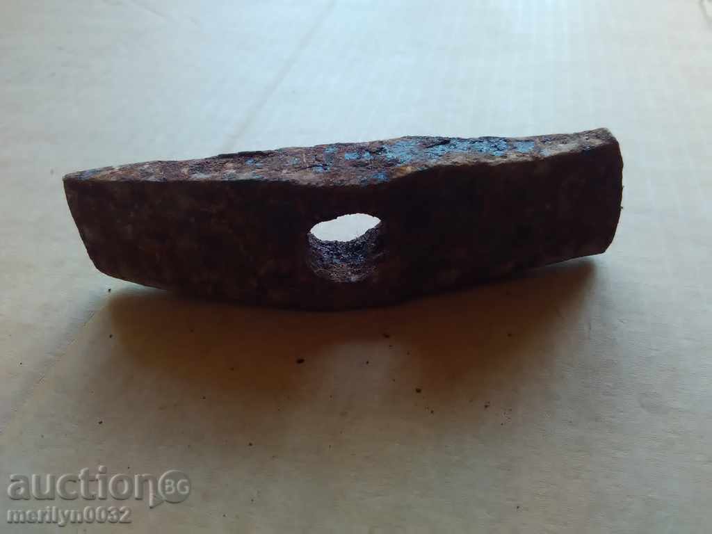 Delivery of Old hammer hammer, ax, torso, young, torcum, lom Delivery of Old hammer hammer, ax, torso, young, torcum, lom