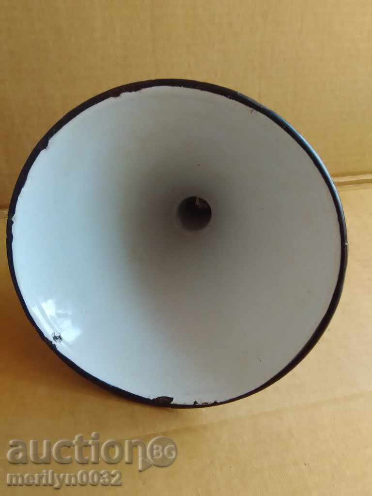 Emailat container pâlnie de uz casnic cu smalț, socialistă timpurie cu preț 29.00 BGN | € 14.83