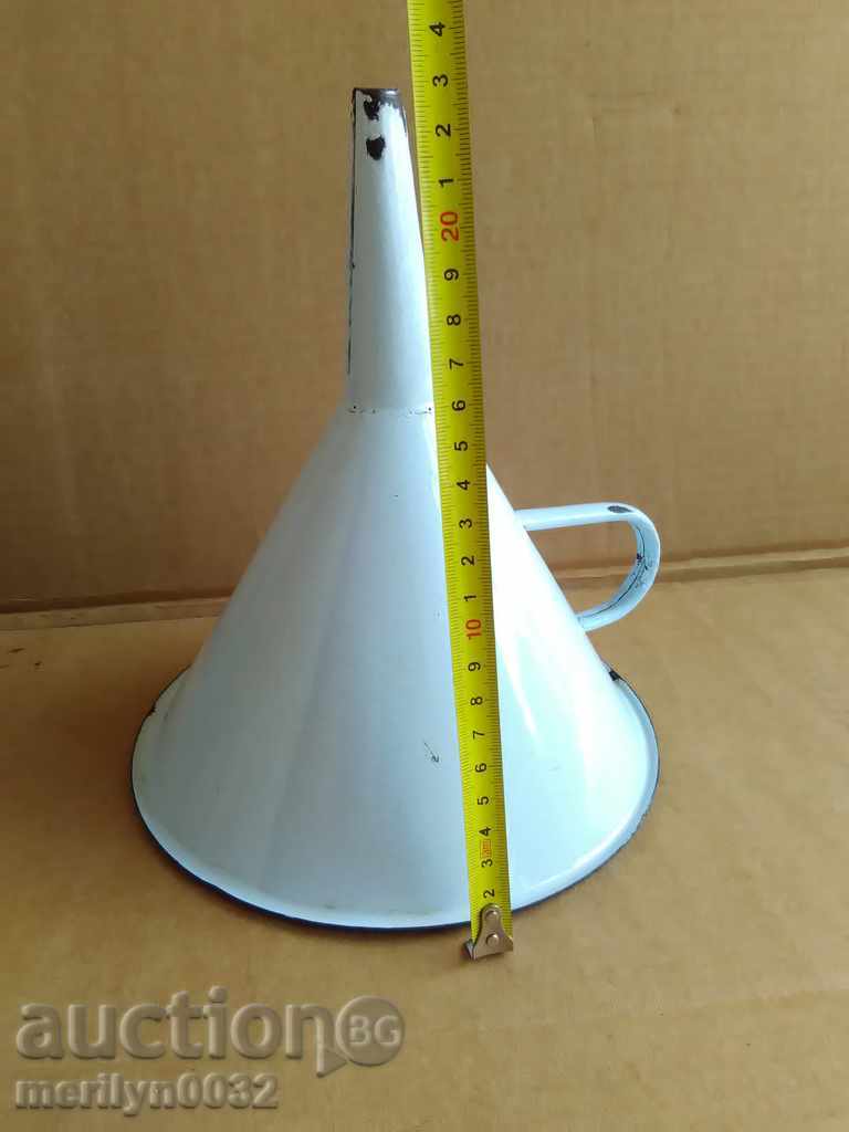 Licitație Emailat container pâlnie de uz casnic cu smalț, socialistă timpurie