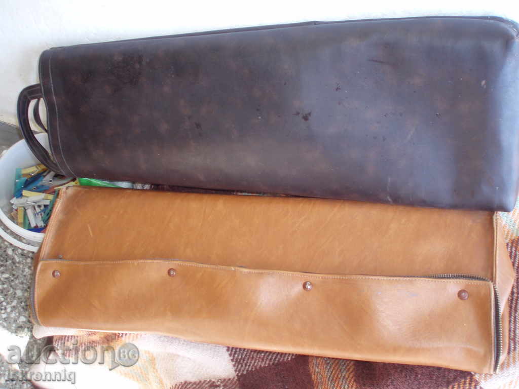Auction Leather Suitcase -St Auction Leather Suitcase -St