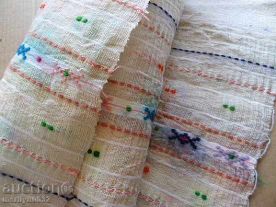 Vechi țesute manual pânză broderie lizieră cu preț 42.00 BGN | € 21.47 Vechi țesute manual pânză broderie lizieră cu preț 42.00 BGN | € 21.47