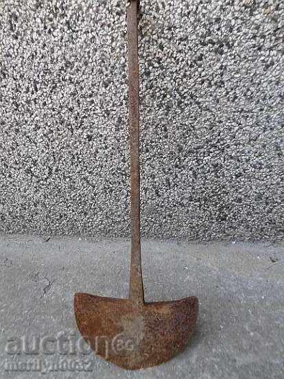 Forged top of plow lemma wrought iron master stamp with price 39.00 BGN | € 19.94 Forged top of plow lemma wrought iron master stamp with price 39.00 BGN | € 19.94