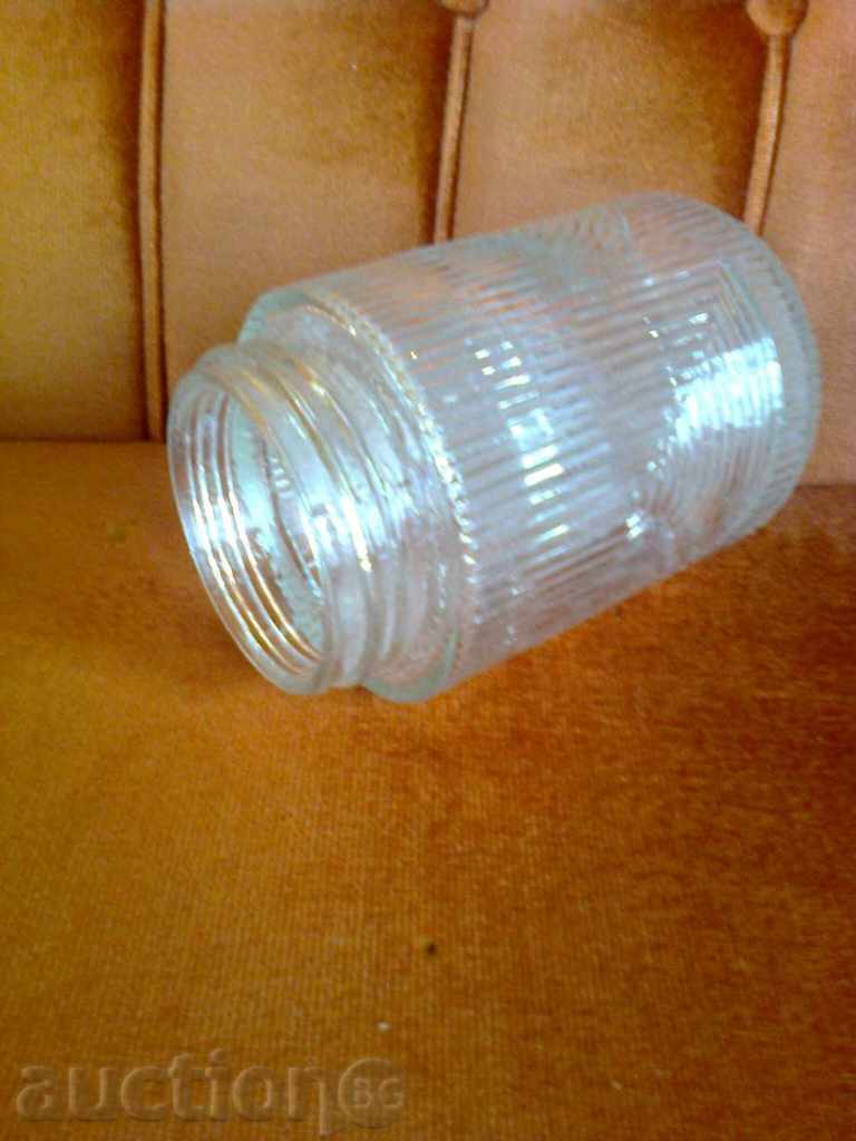 Стъклен абажур за противовлажно осветително тяло с цена 5.50 лв. | € 2.81 Стъклен абажур за противовлажно осветително тяло с цена 5.50 лв. | € 2.81