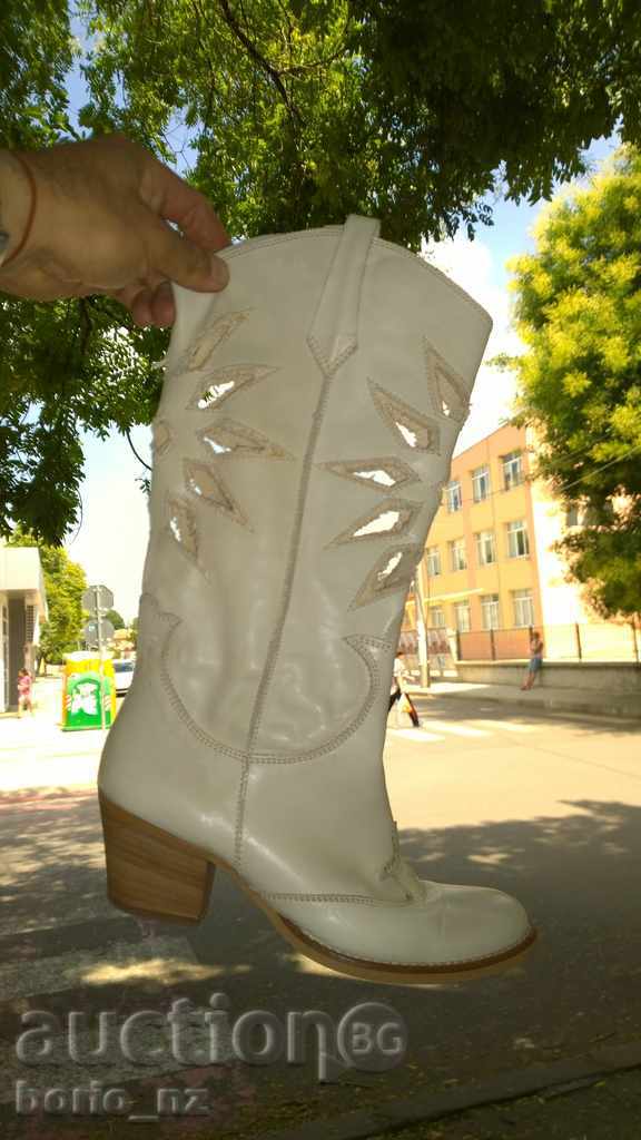 Δημοπρασία 8508. LADIES ΔΕΡΜΑΤΙΝΗ ΜΠΟΤΑ Γκιόνι NUMBER 36 Δημοπρασία 8508. LADIES ΔΕΡΜΑΤΙΝΗ ΜΠΟΤΑ Γκιόνι NUMBER 36