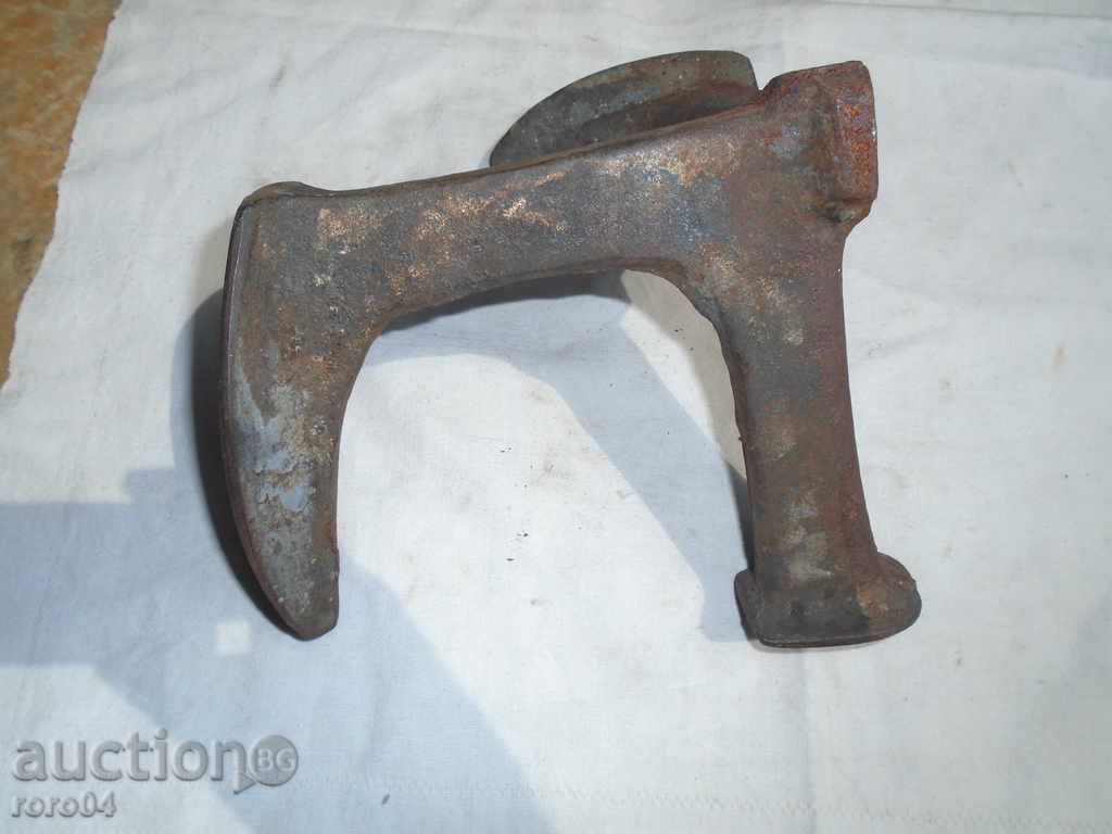 GREAT OLD SCIENTIFIC SCULPTURE - EXCELLENT with price 24.30 BGN | € 12.42 GREAT OLD SCIENTIFIC SCULPTURE - EXCELLENT with price 24.30 BGN | € 12.42