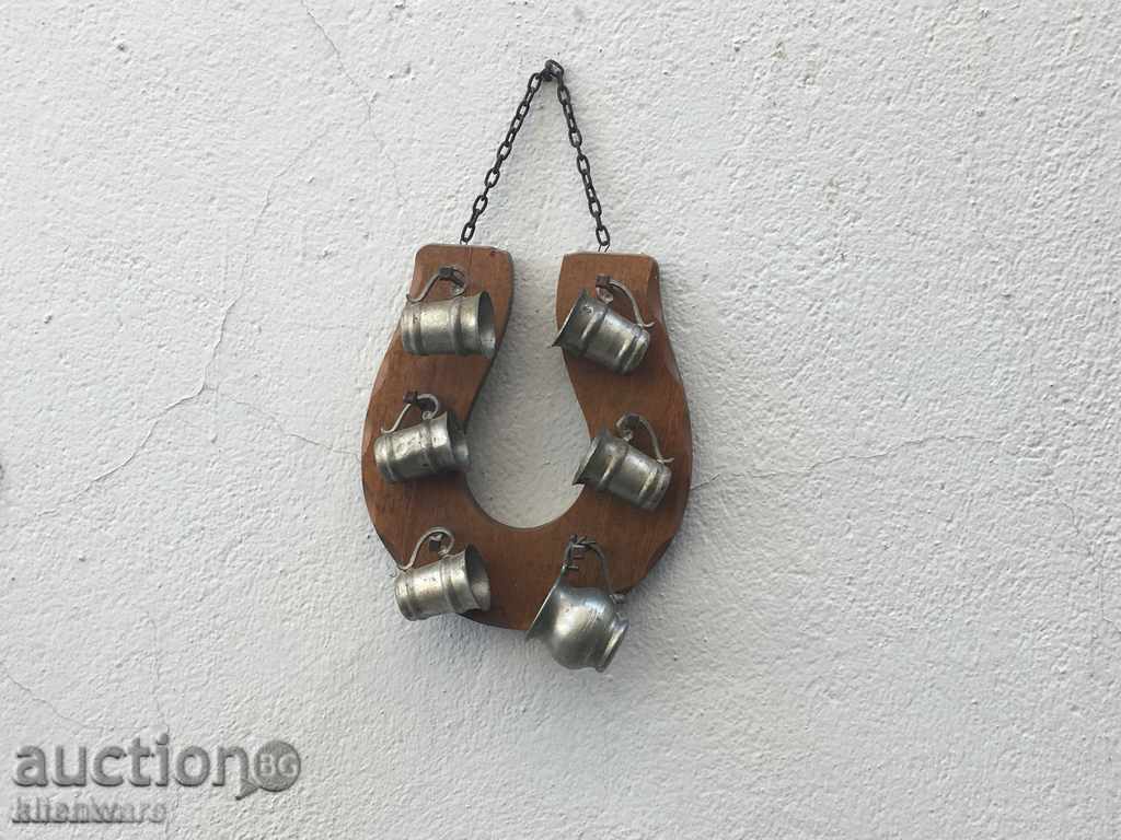 Zinc cups on an interior stand - 5 Zinc cups on an interior stand - 5