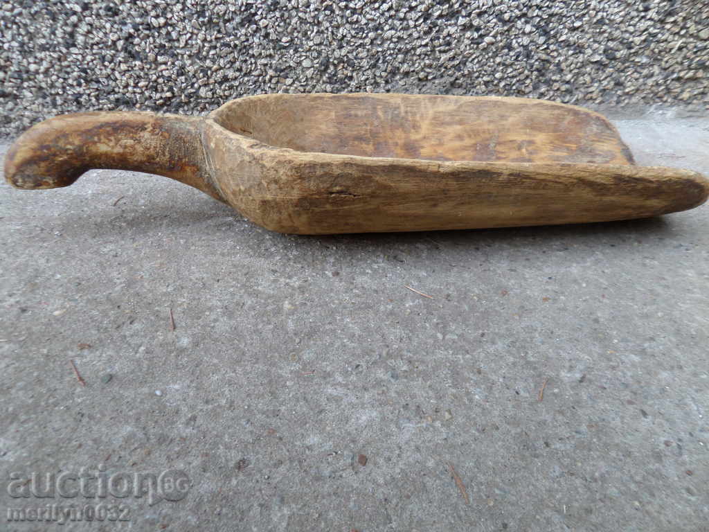 Old wooden shovel, blade, wooden - 7
