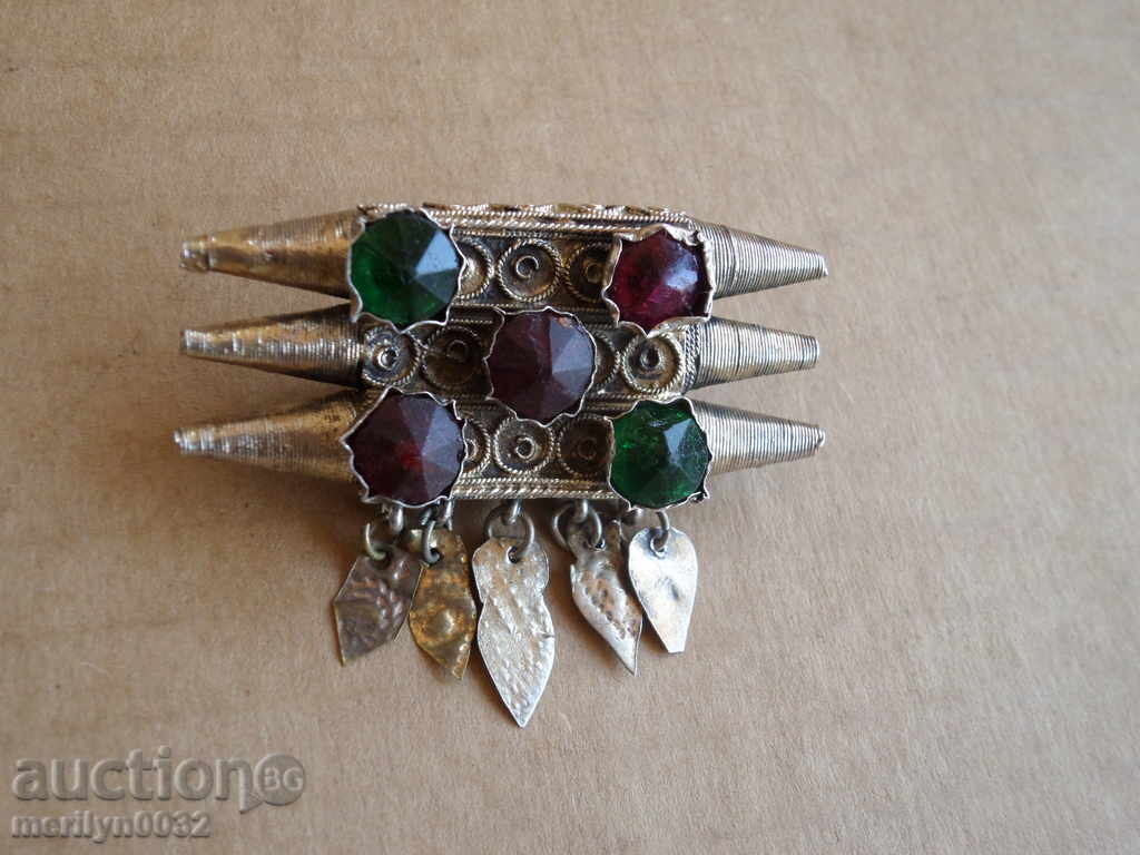 Delivery of Renaissance silver with gilding brooch jewelry jewelry silver Delivery of Renaissance silver with gilding brooch jewelry jewelry silver