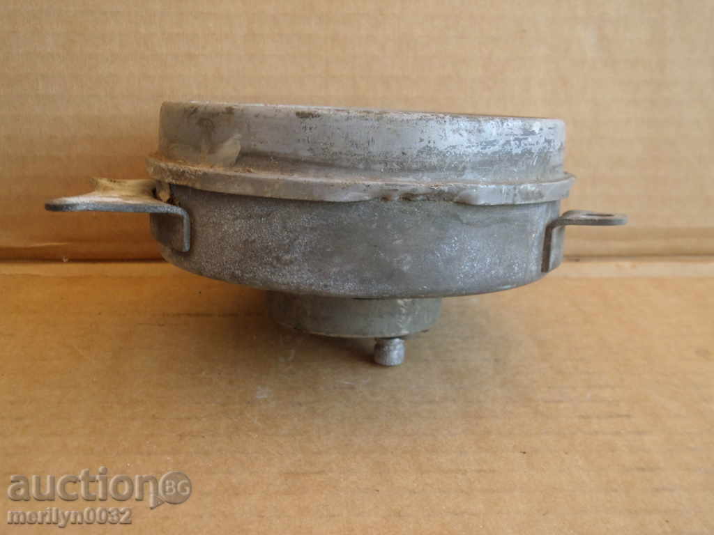 Car watch Warsaw light car with price 63.00 BGN | € 32.21 Car watch Warsaw light car with price 63.00 BGN | € 32.21