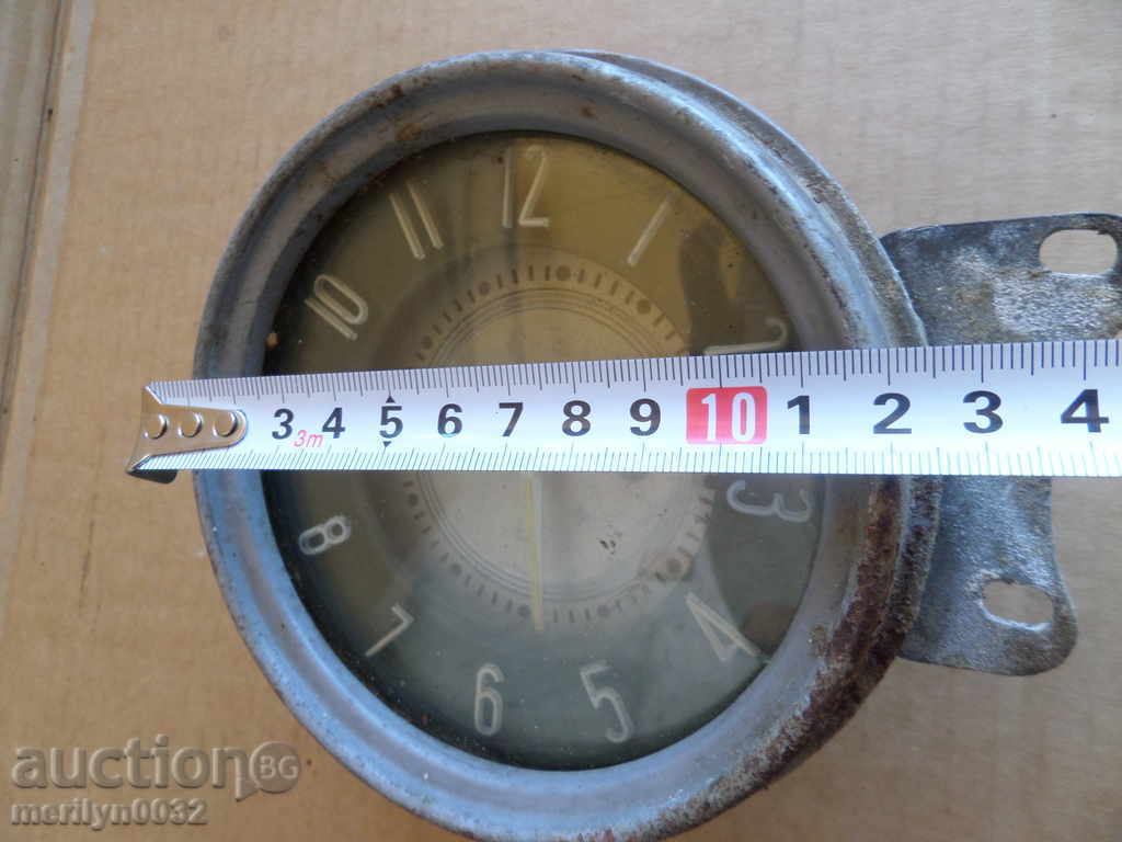 Παράδοση Ρολόι αυτοκινήτου Βαρσοβία αυτοκίνητο