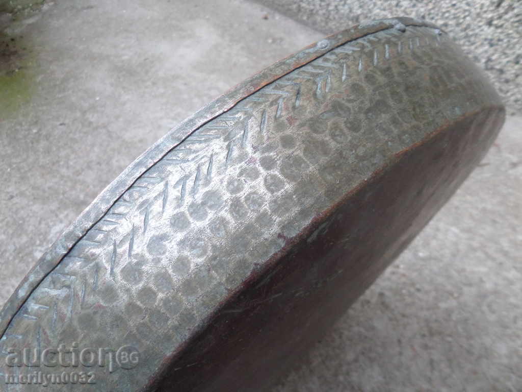 Delivery of Old copper tray, sahane, baker, tray, tray