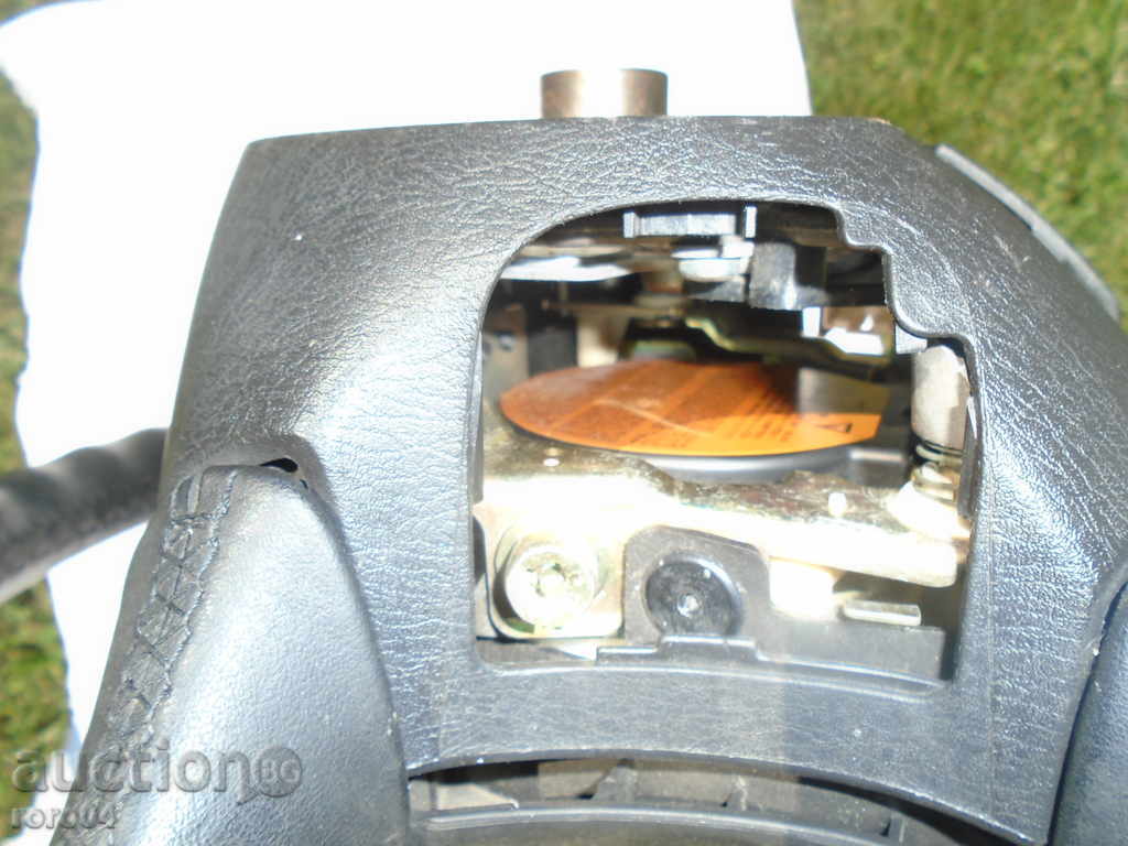 DRIVING VOLUME / NISSAN WITH AERBEG / SRS AIRBAG - 7 DRIVING VOLUME / NISSAN WITH AERBEG / SRS AIRBAG - 7