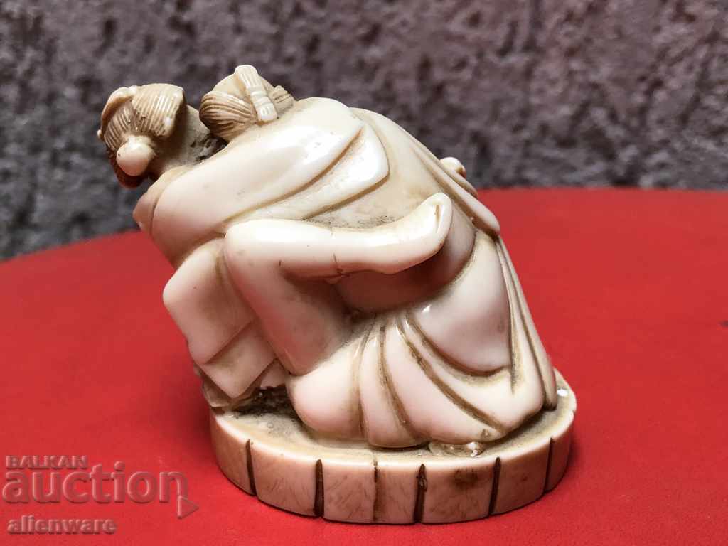 Livrarea Figurină erotică japoneză Kama Sutra