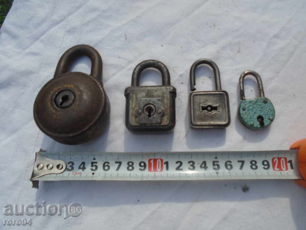 OLD KAINARI - BOX / WITHOUT KEYS with price € 8.99 | 17.58 BGN OLD KAINARI - BOX / WITHOUT KEYS with price € 8.99 | 17.58 BGN