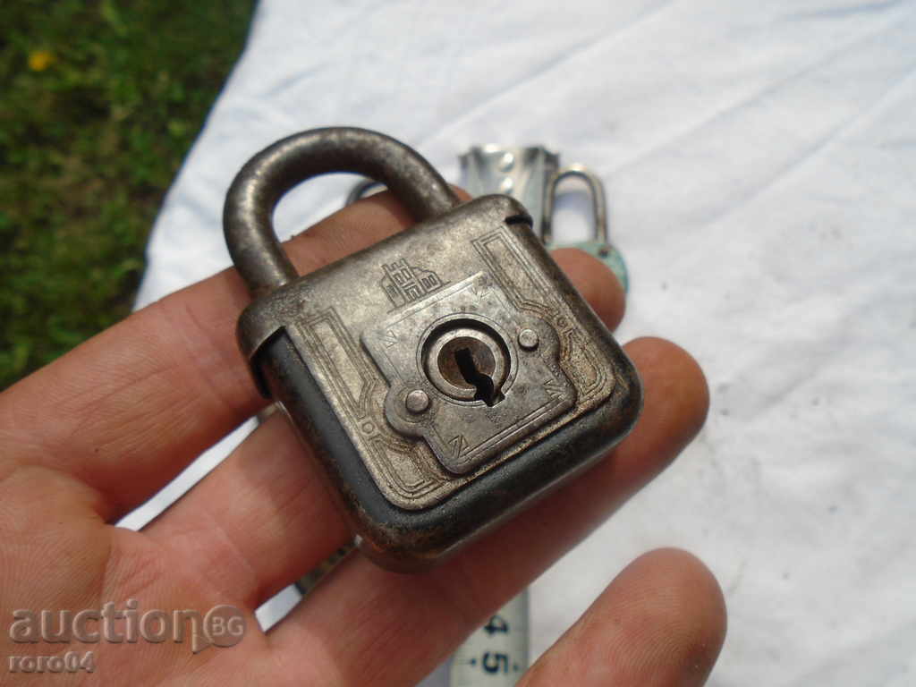 OLD Încuietorile - BOX / NO CHEI - 5 OLD Încuietorile - BOX / NO CHEI - 5