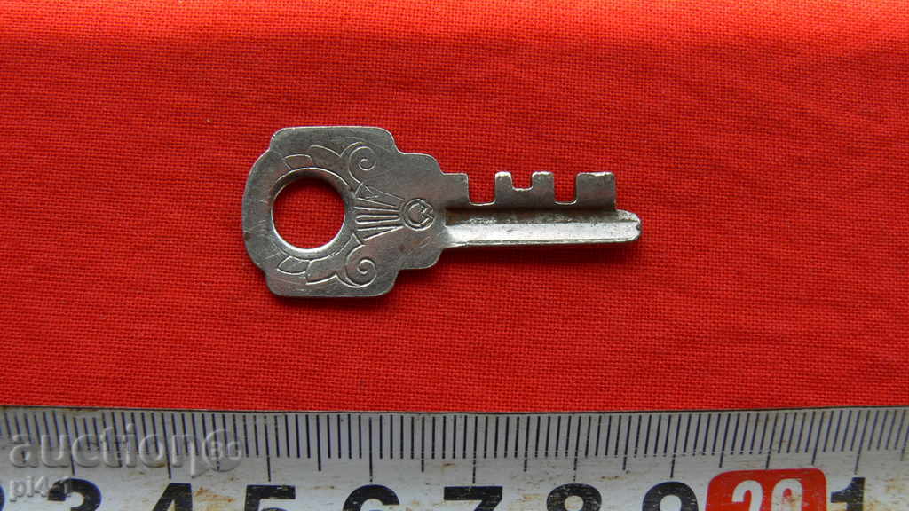 OLD CLOCK FOR CANDLE, KATINAR, CAMERA OR COLLECTION with price 13.00 BGN | € 6.65