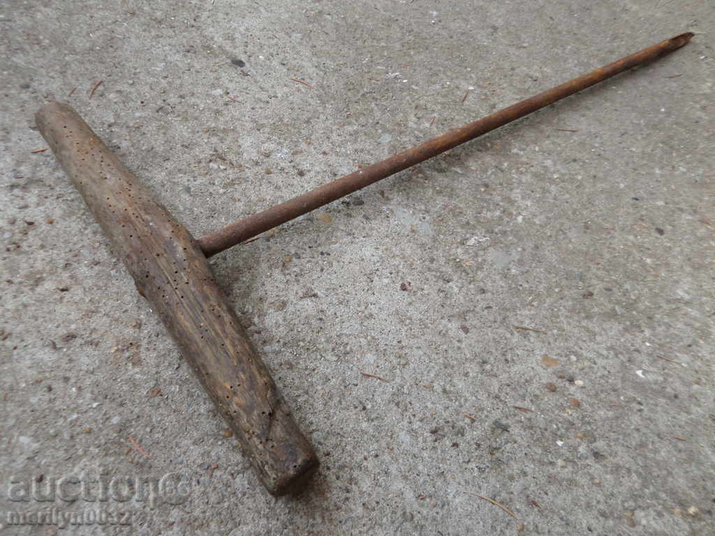 An old primitive crunch, a drill, a screwdriver - 7 An old primitive crunch, a drill, a screwdriver - 7