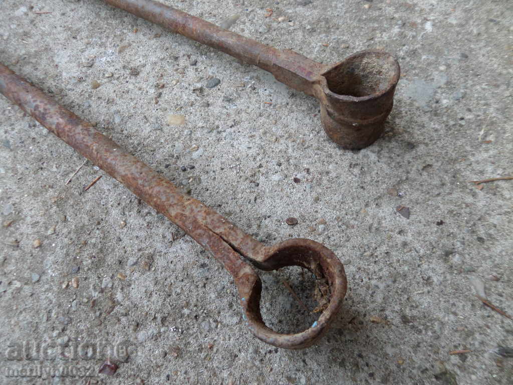 Old primitive uterus bursa screwed - 6