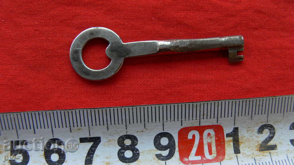 OLD CLOCK FOR CANDLE, KATINAR, CAMERA OR COLLECTION with price 13.00 BGN | € 6.65 OLD CLOCK FOR CANDLE, KATINAR, CAMERA OR COLLECTION with price 13.00 BGN | € 6.65