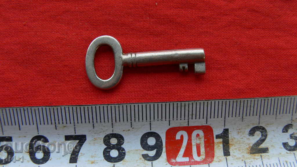 OLD CLOCK FOR CANDLE, KATINAR, CAMERA OR COLLECTION with price 13.00 BGN | € 6.65 OLD CLOCK FOR CANDLE, KATINAR, CAMERA OR COLLECTION with price 13.00 BGN | € 6.65