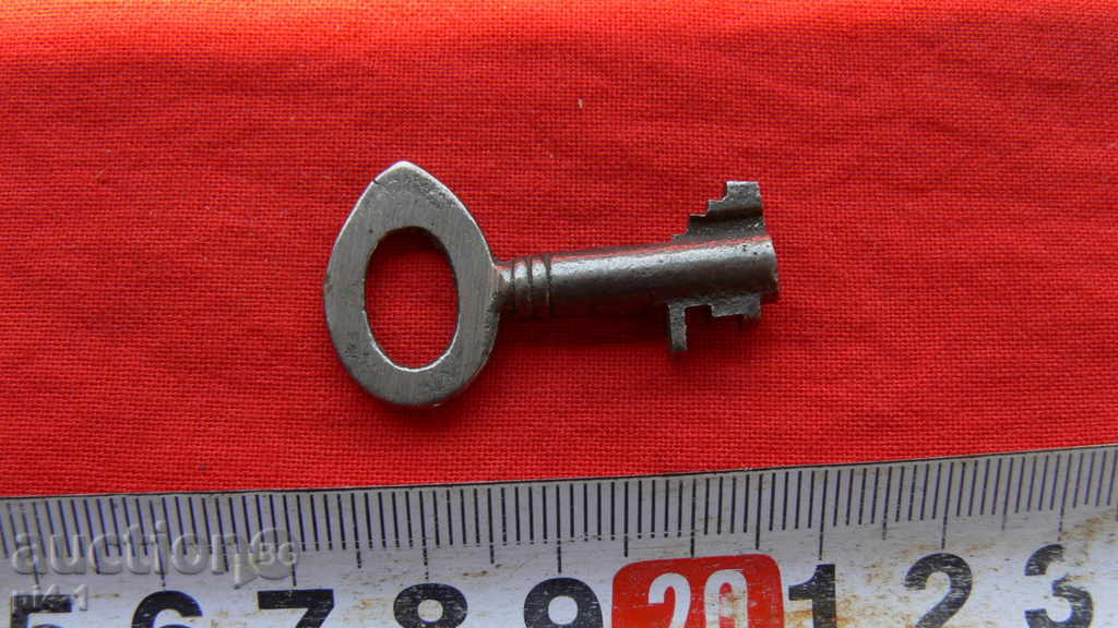 OLD CLOCK FOR CANDLE, KATINAR, CAMERA OR COLLECTION with price 13.00 BGN | € 6.65 OLD CLOCK FOR CANDLE, KATINAR, CAMERA OR COLLECTION with price 13.00 BGN | € 6.65