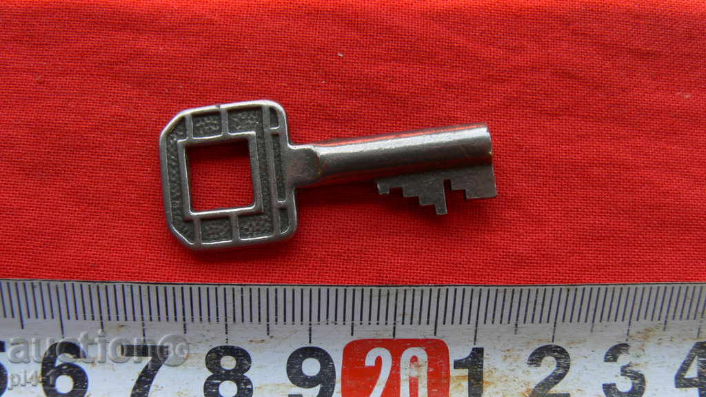 OLD CLOCK FOR CANDLE, KATINAR, CAMERA OR COLLECTION with price 13.00 BGN | € 6.65 OLD CLOCK FOR CANDLE, KATINAR, CAMERA OR COLLECTION with price 13.00 BGN | € 6.65