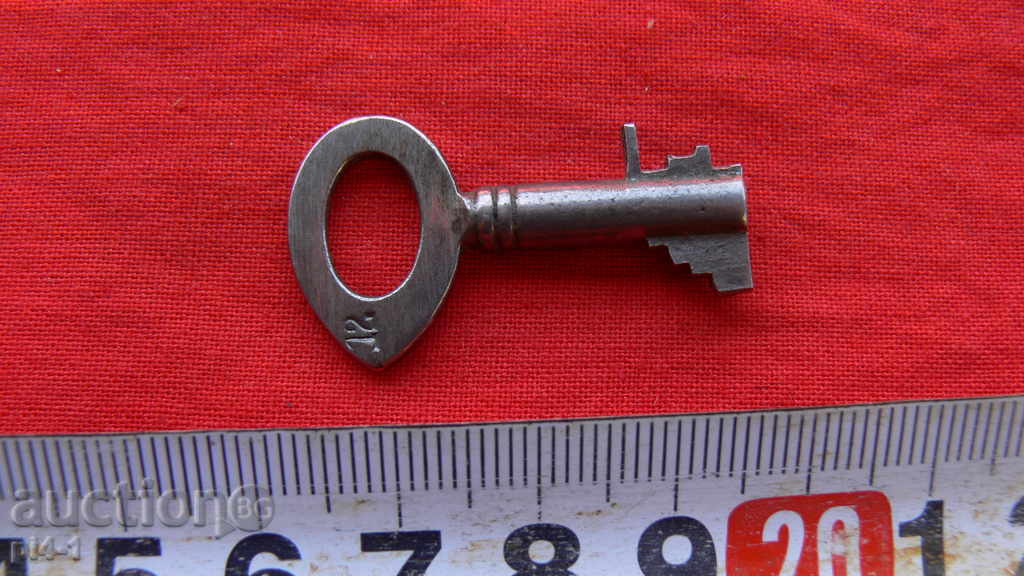 OLD CLOCK FOR CANDLE, KATINAR, CAMERA OR COLLECTION with price 13.00 BGN | € 6.65 OLD CLOCK FOR CANDLE, KATINAR, CAMERA OR COLLECTION with price 13.00 BGN | € 6.65