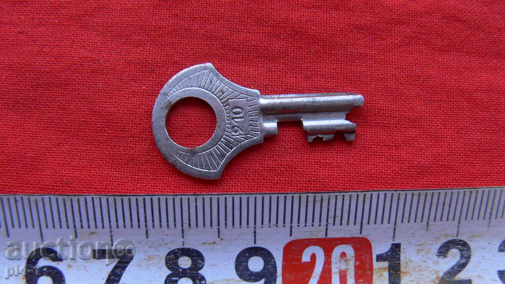 OLD CLOCK FOR CANDLE, KATINAR, CAMERA OR COLLECTION with price 13.00 BGN | € 6.65 OLD CLOCK FOR CANDLE, KATINAR, CAMERA OR COLLECTION with price 13.00 BGN | € 6.65