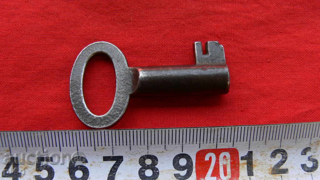 OLD CLOCK FOR CANDLE, KATINAR, CAMERA OR COLLECTION with price 13.00 BGN | € 6.65 OLD CLOCK FOR CANDLE, KATINAR, CAMERA OR COLLECTION with price 13.00 BGN | € 6.65