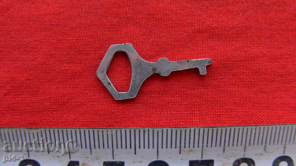 OLD CLOCK FOR CANDLE, KATINAR, CAMERA OR COLLECTION with price 13.00 BGN | € 6.65 OLD CLOCK FOR CANDLE, KATINAR, CAMERA OR COLLECTION with price 13.00 BGN | € 6.65