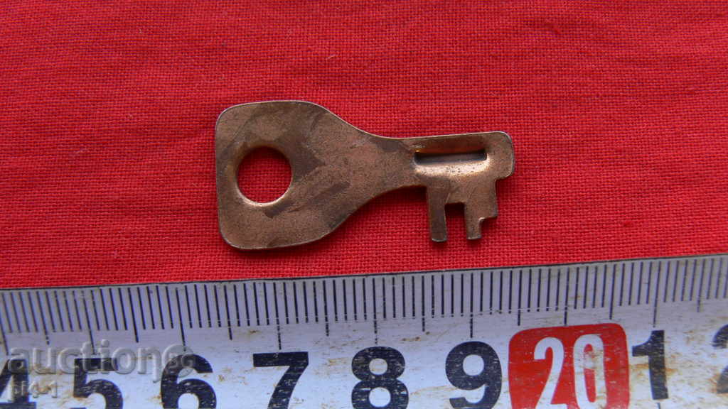 OLD CLOCK FOR CANDLE, KATINAR, CAMERA OR COLLECTION with price 13.00 BGN | € 6.65 OLD CLOCK FOR CANDLE, KATINAR, CAMERA OR COLLECTION with price 13.00 BGN | € 6.65