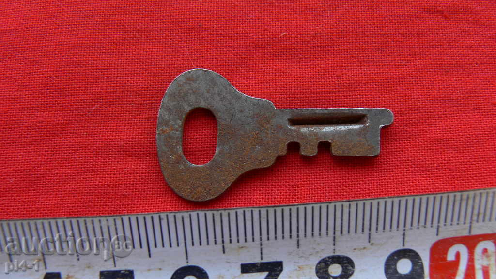 OLD CLOCK FOR CANDLE, KATINAR, CAMERA OR COLLECTION with price 13.00 BGN | € 6.65