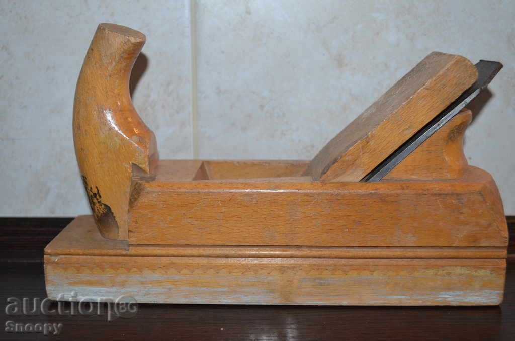 Wooden universal plane - smoothing plane