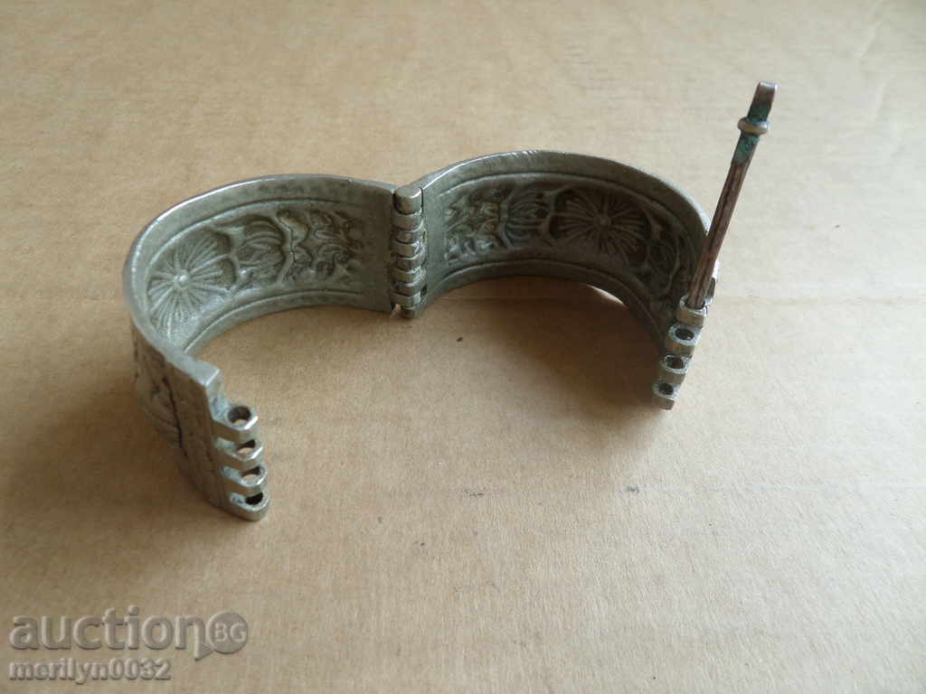 Renaissance silver bracelet, jewelry, ornament, costume - 6 Renaissance silver bracelet, jewelry, ornament, costume - 6