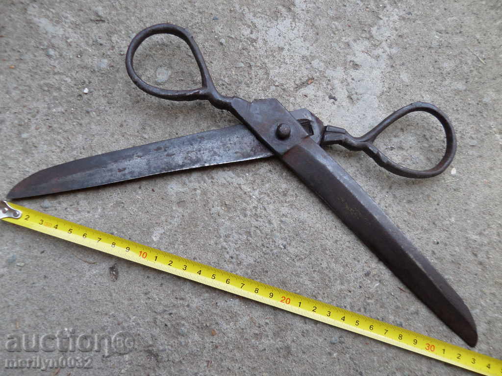 Renaissance Abadian scissors wrought iron tool - 5 Renaissance Abadian scissors wrought iron tool - 5