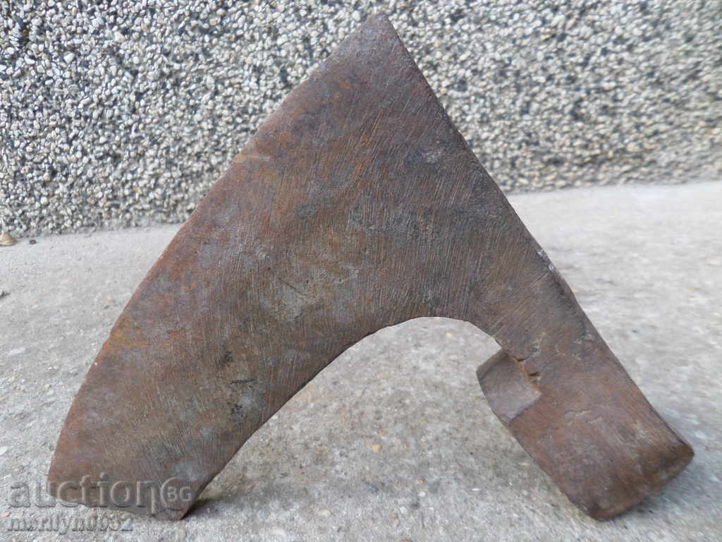 An old ax ax, a top, a satin with price 33.00 BGN | € 16.87 An old ax ax, a top, a satin with price 33.00 BGN | € 16.87