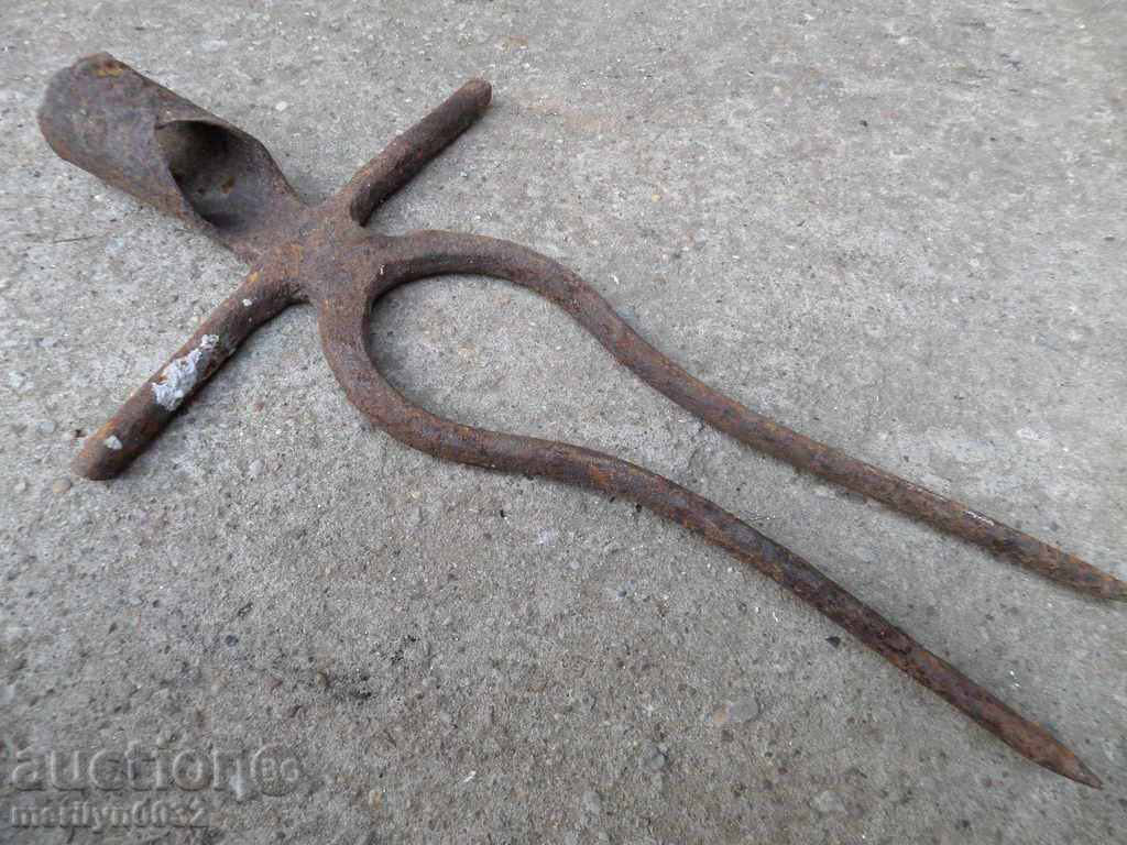 Auction Old twin forged, villa, wrought iron Auction Old twin forged, villa, wrought iron