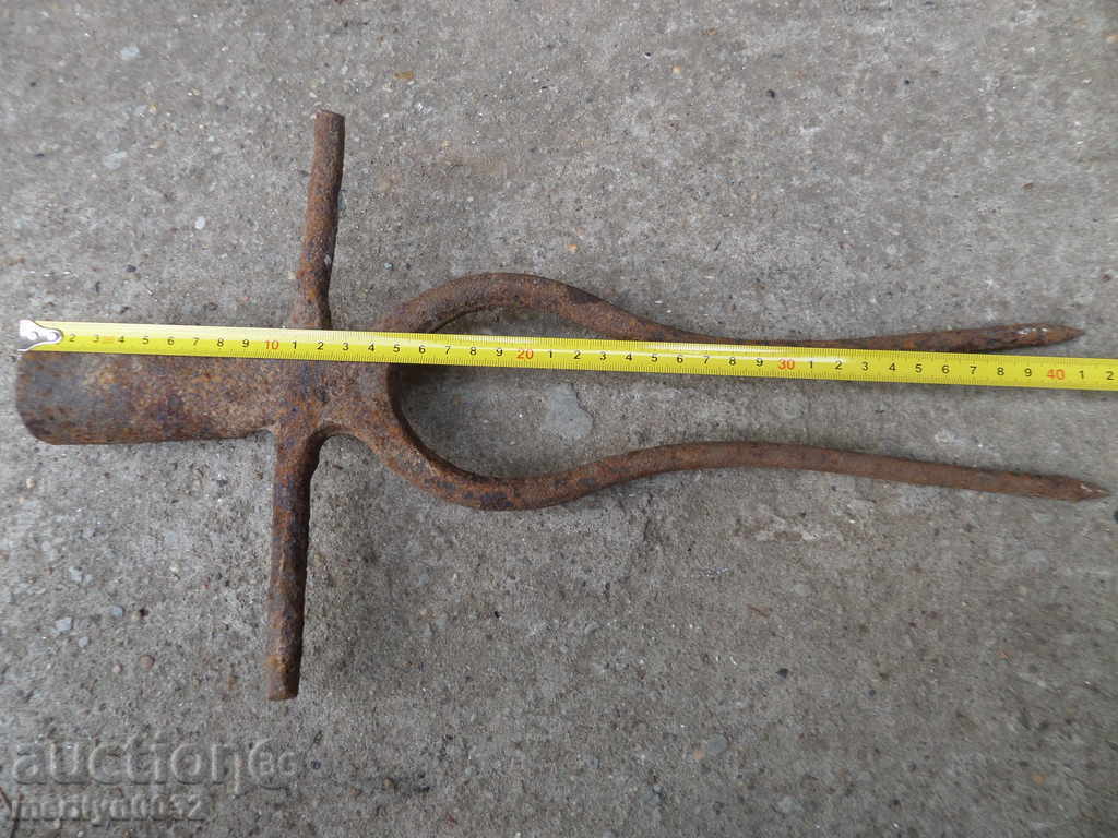 Delivery of Old twin forged, villa, wrought iron Delivery of Old twin forged, villa, wrought iron