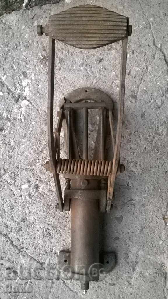 Стара крачна помпа за кола и др. - 5 Стара крачна помпа за кола и др. - 5