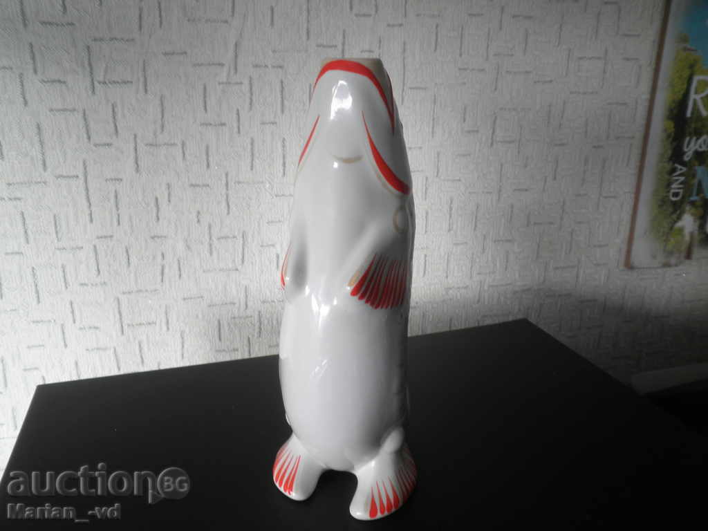 Porcelain vase with fish form - 5 Porcelain vase with fish form - 5