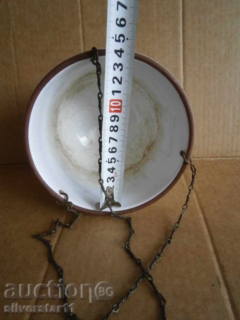 Delivery of an ancient porcelain hanging pot Delivery of an ancient porcelain hanging pot