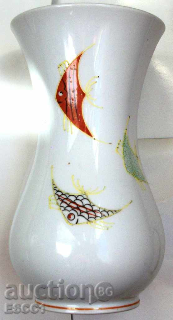 Old porcelain vase Valentin W 1764 Germany Wallendorf with price 40.00 BGN | € 20.45 Old porcelain vase Valentin W 1764 Germany Wallendorf with price 40.00 BGN | € 20.45