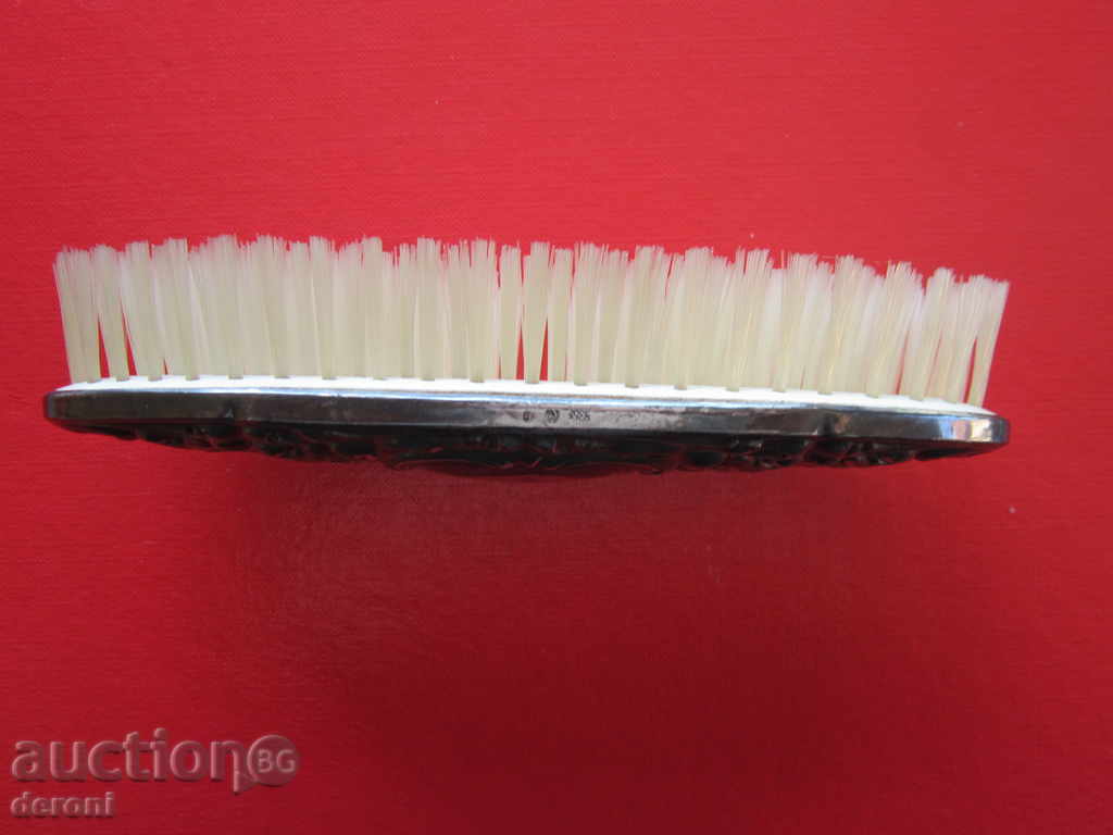 Μοναδικό γερμανική ασημένια ρούχα σημαδιών του πινέλου με τιμή 95.50 BGN | € 48.83 Μοναδικό γερμανική ασημένια ρούχα σημαδιών του πινέλου με τιμή 95.50 BGN | € 48.83