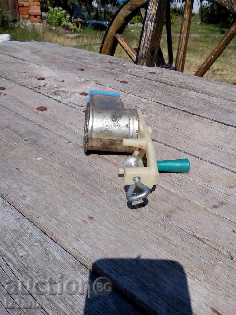 Delivery of An old walnut mill