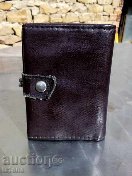 Leather purse with price 5.00 BGN | € 2.56