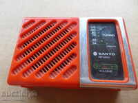 Un vechi radio cu tranzistori, radio