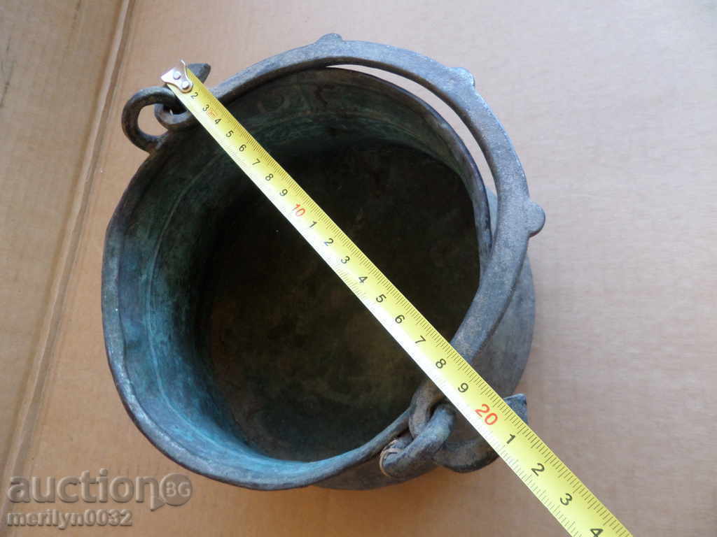 Old copper cauldron, cauldron, copper, copper with price 69.00 BGN | € 35.28 Old copper cauldron, cauldron, copper, copper with price 69.00 BGN | € 35.28