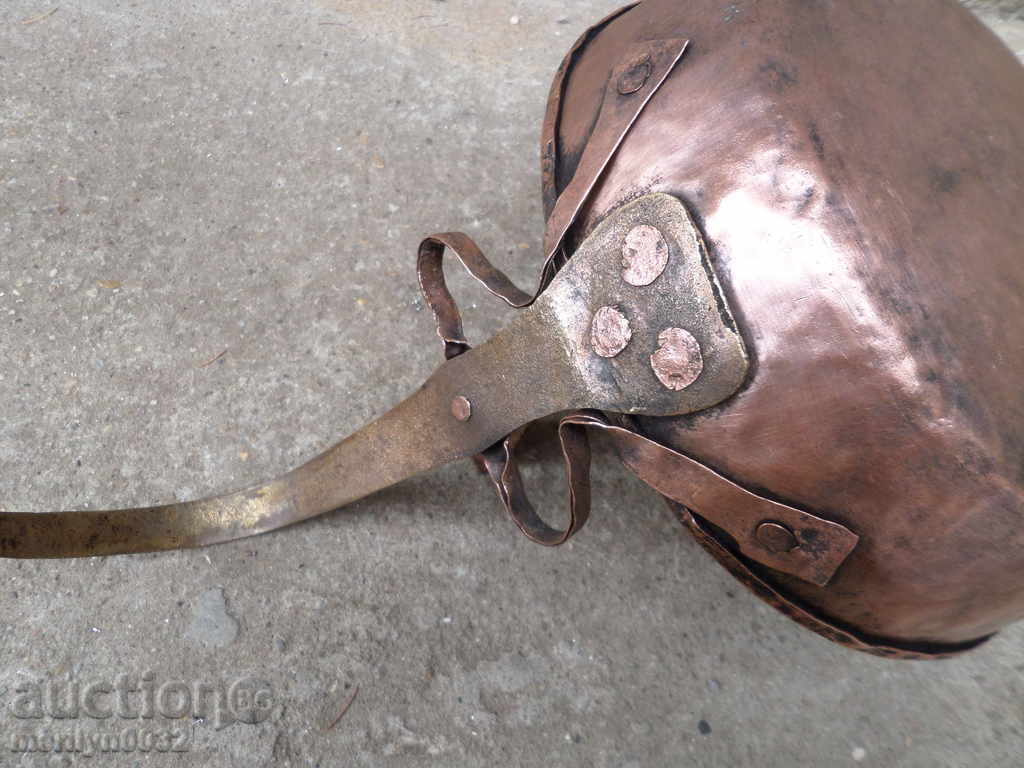 Παράδοση Παλιά κατσαρόλα χαλκού, χαλκού, δίσκος, δοχείο χαλκού Παράδοση Παλιά κατσαρόλα χαλκού, χαλκού, δίσκος, δοχείο χαλκού